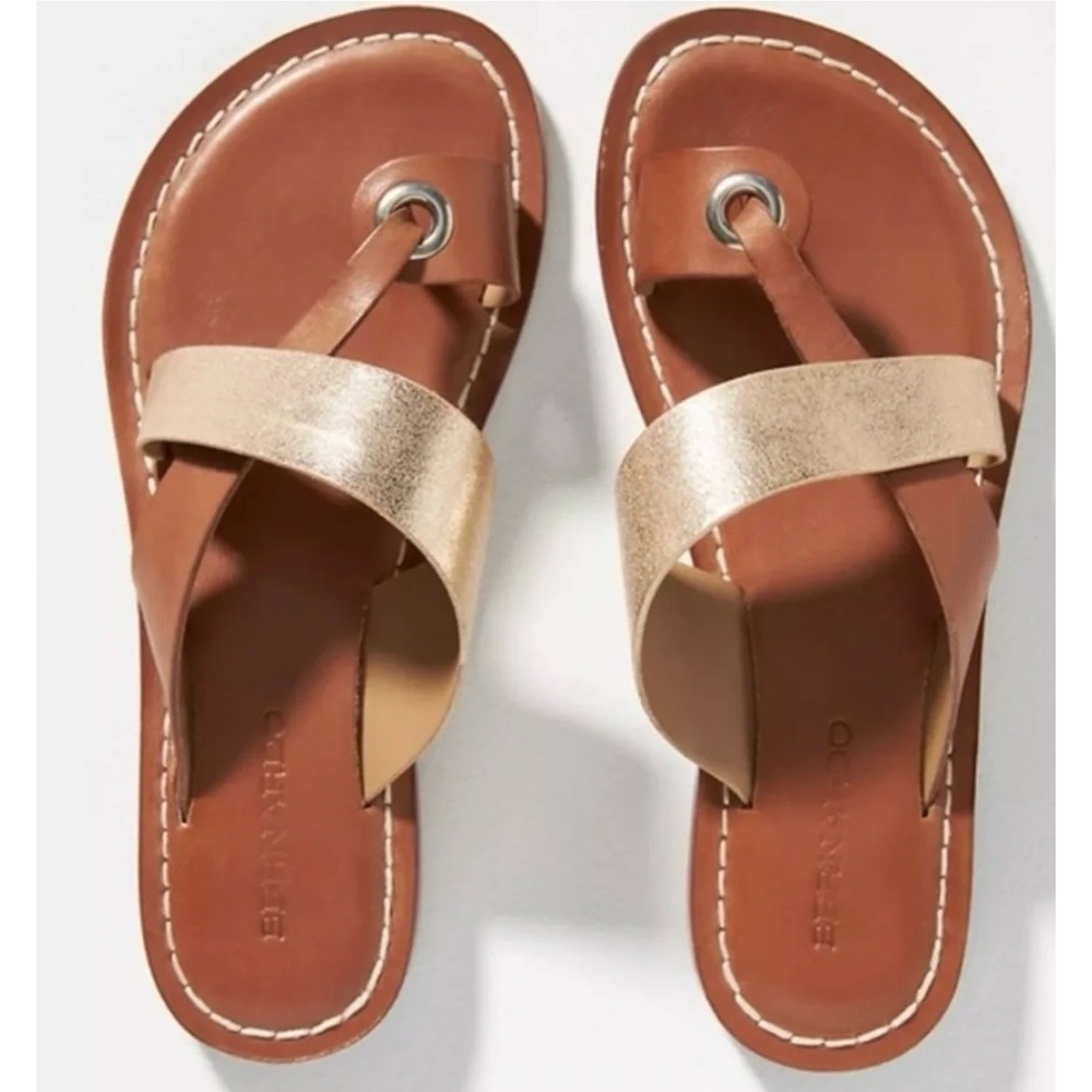 Bernardo Tia Leather Cross-Strap Sandal Platinum Gold & Tan Size 8M $158